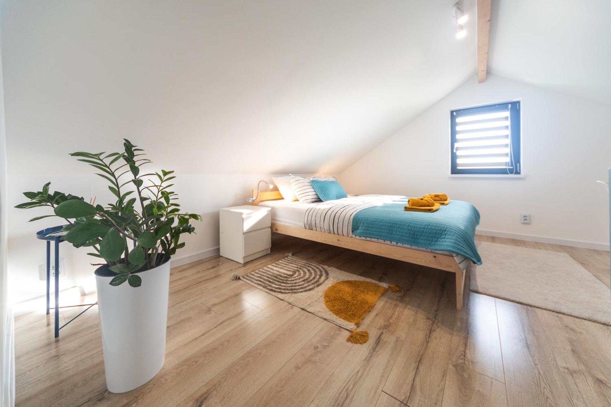 Holiday home Marine House-nowoczesna Stodola Nad Morzem,duzy Ogrod,prywatny Hot Tub Kolczewo